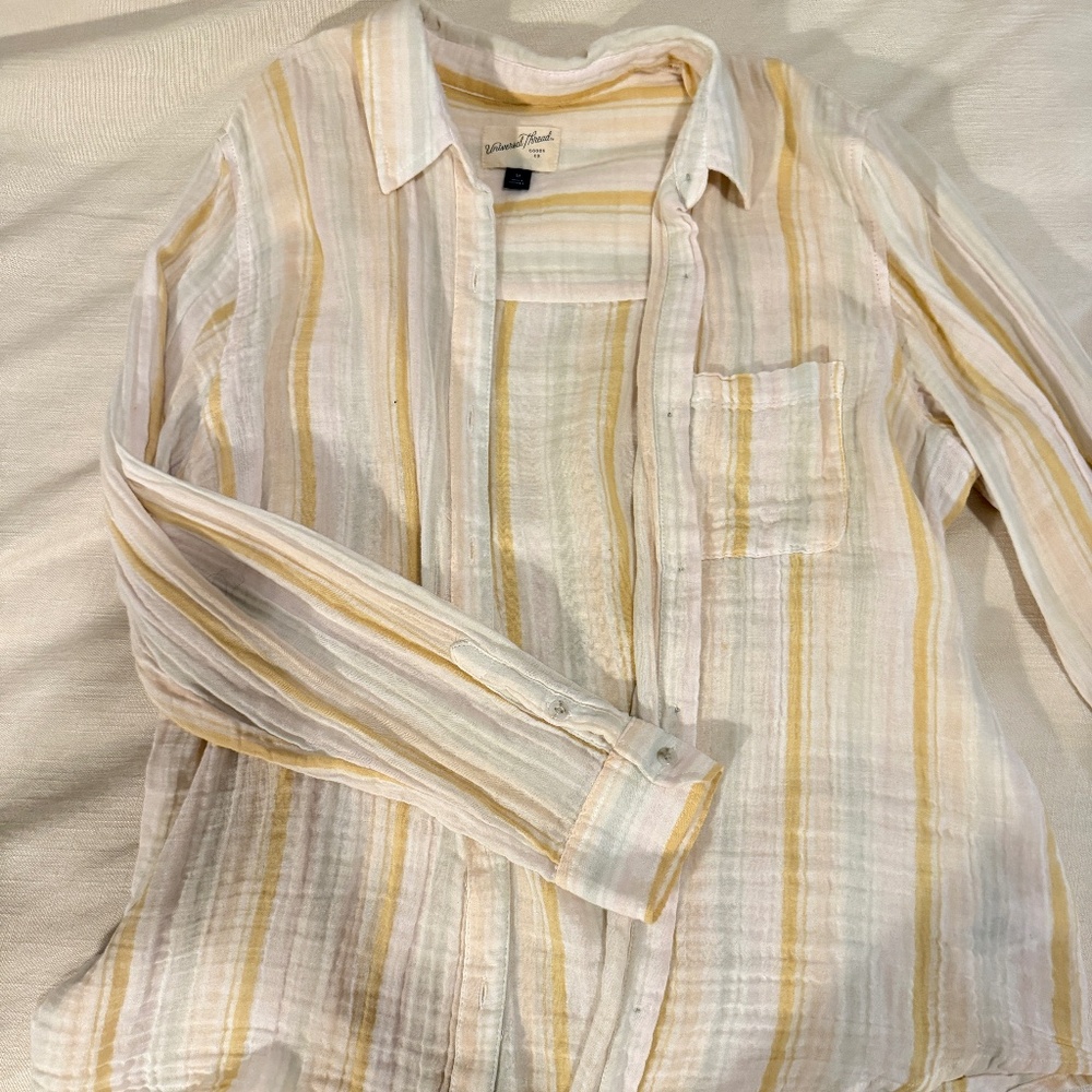 Linen collared button up